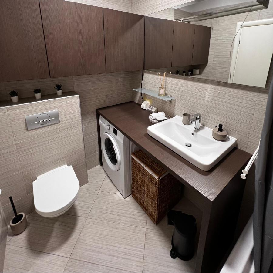Maestral Living Studio Apartment Zagreb Eksteriør bilde